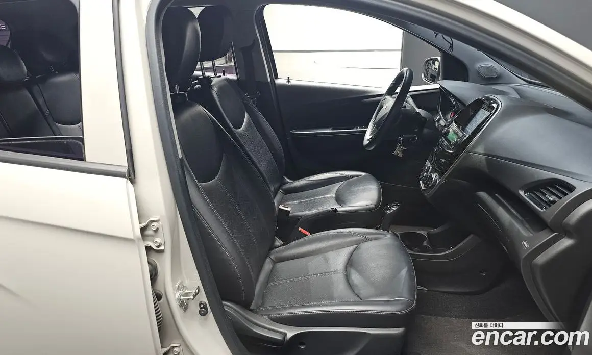 Chevrolet Spark 2016 1.0 автомат (гидро), фото 10