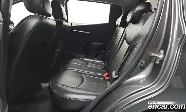 Chevrolet Spark 2016 1.0 автомат (гидро), миниатюра 12
