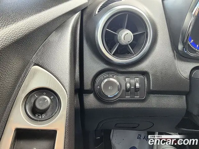 Chevrolet Trax 2014 1.4 автомат (гидро), миниатюра 10