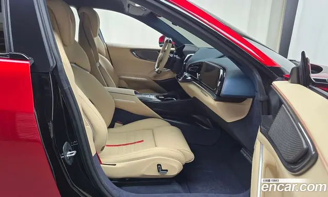 Ferrari Purosangue 2025 6.5 автомат (гидро), миниатюра 11