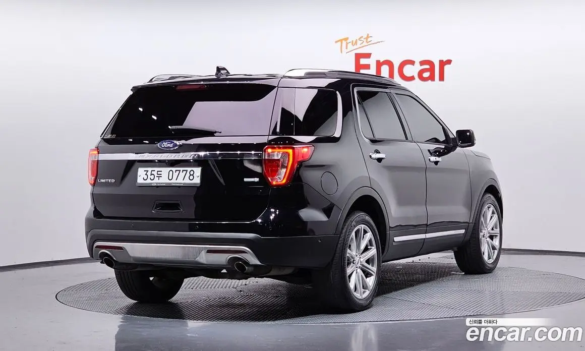 Ford Explorer 2016 2.3 автомат (гидро), фото 2 Ford Explorer 2016 2.3 автомат (гидро), фото 2