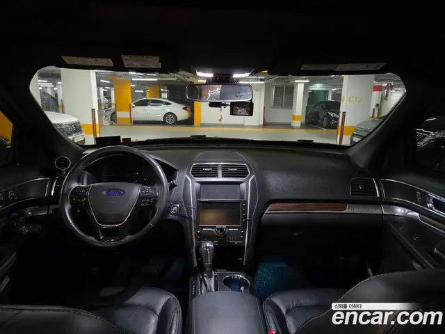 Ford Explorer 2018 3.5 автомат (гидро), миниатюра 7 Ford Explorer 2018 3.5 автомат (гидро), миниатюра 7