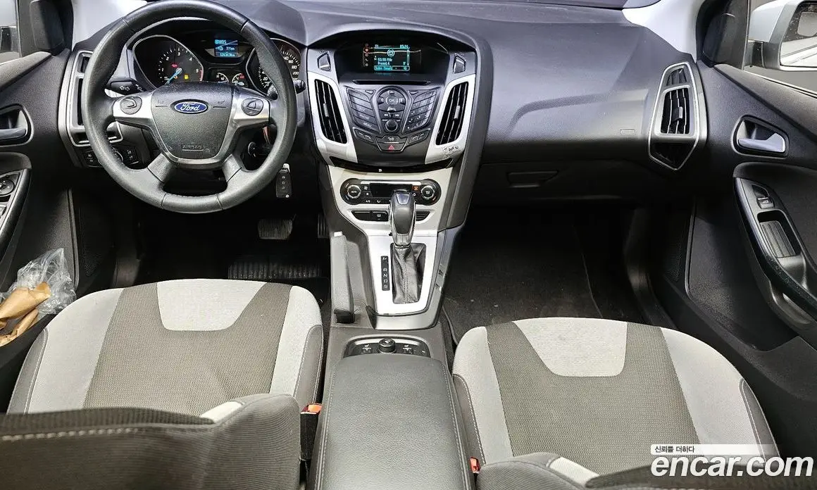 Ford Focus 2014 2.0 автомат (гидро), фото 7 Ford Focus 2014 2.0 автомат (гидро), фото 7