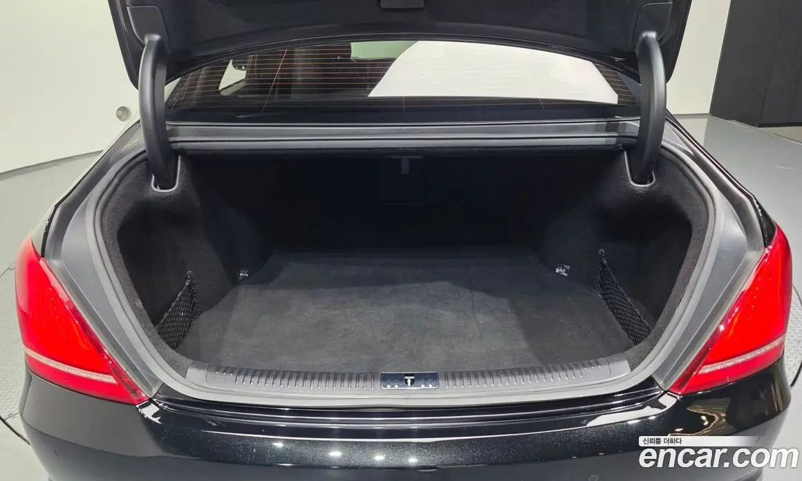 Genesis EQ900 2016 3.8 автомат (гидро), фото 20 Genesis EQ900 2016 3.8 автомат (гидро), фото 20