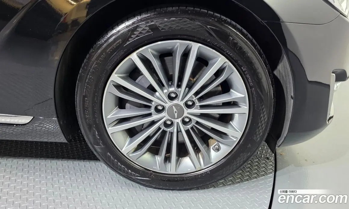 Genesis EQ900 2016 3.8 автомат (гидро), фото 5 Genesis EQ900 2016 3.8 автомат (гидро), фото 5