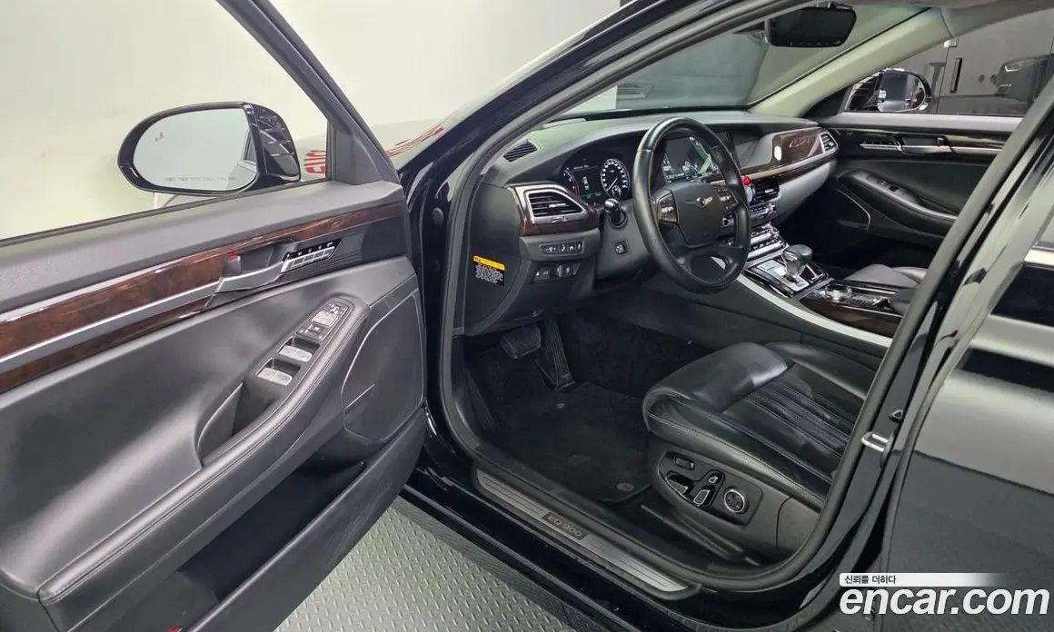 Genesis EQ900 2016 3.8 автомат (гидро), фото 10 Genesis EQ900 2016 3.8 автомат (гидро), фото 10