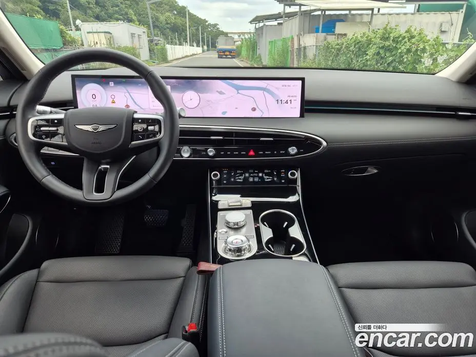 Genesis GV70 2024 2.5 автомат (гидро), фото 8