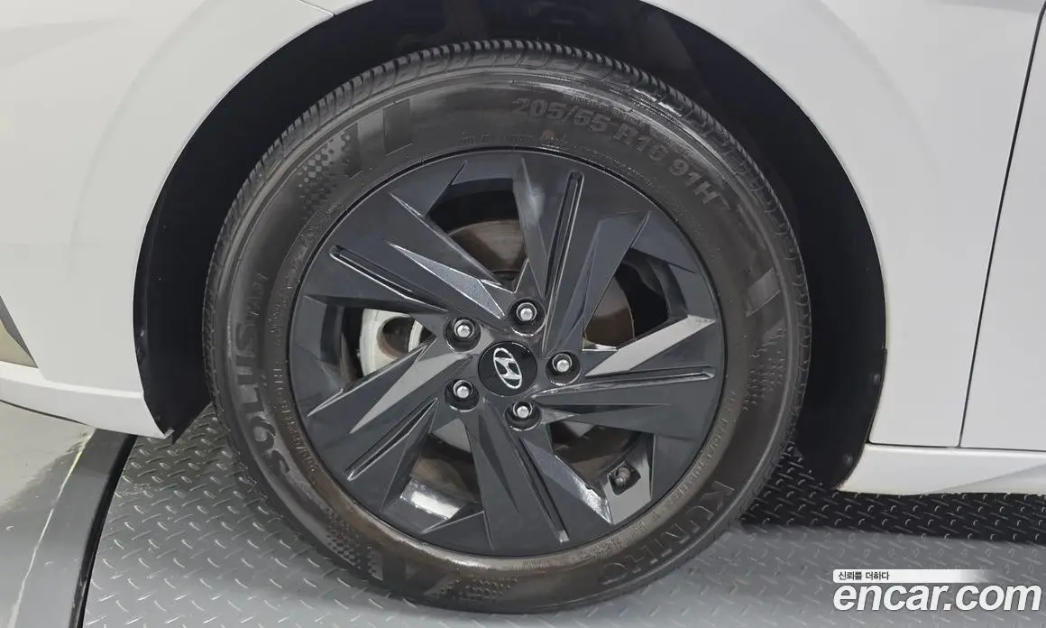 Hyundai Avante 2022 1.6 автомат (гидро), фото 5 Hyundai Avante 2022 1.6 автомат (гидро), фото 5