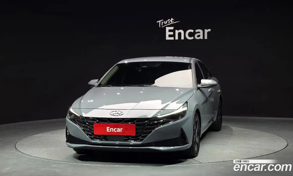 Hyundai Avante 2022 1.6 автомат (гидро), фото 3