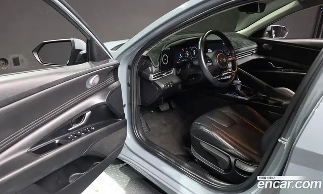 Hyundai Avante 2022 1.6 автомат (гидро), миниатюра 10