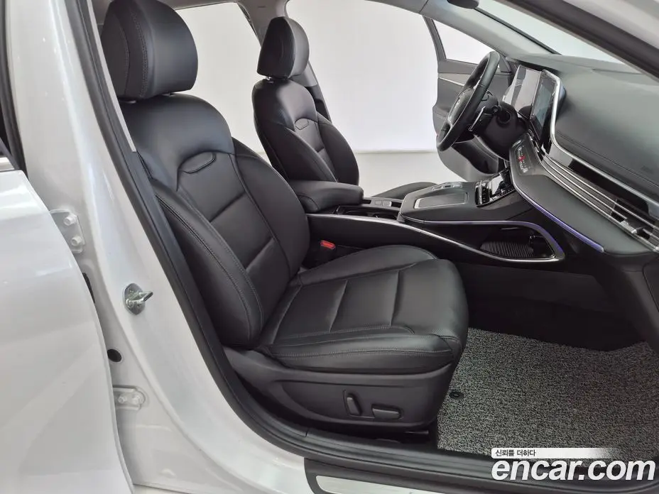 Hyundai Grandeur 2022 2.5 автомат (гидро), фото 9