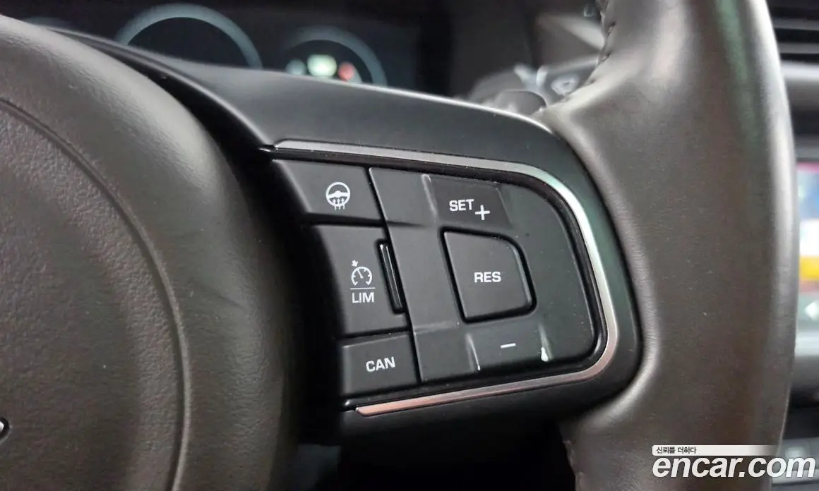 Jaguar XF 2017 2.0 автомат (гидро), фото 17