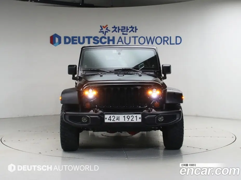 Jeep Wrangler 2014 2.8 автомат (гидро), фото 3