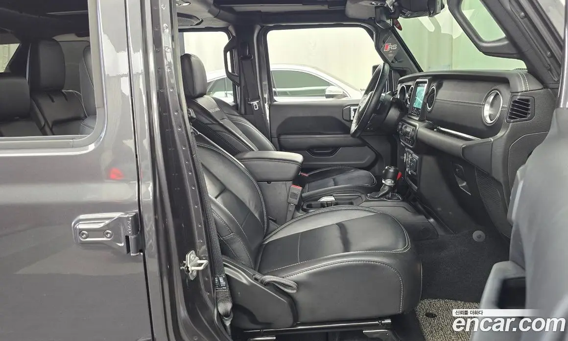 Jeep Wrangler 2021 2.0 автомат (гидро), фото 11