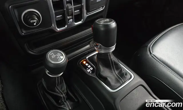 Jeep Wrangler 2021 2.0 автомат (гидро), миниатюра 9