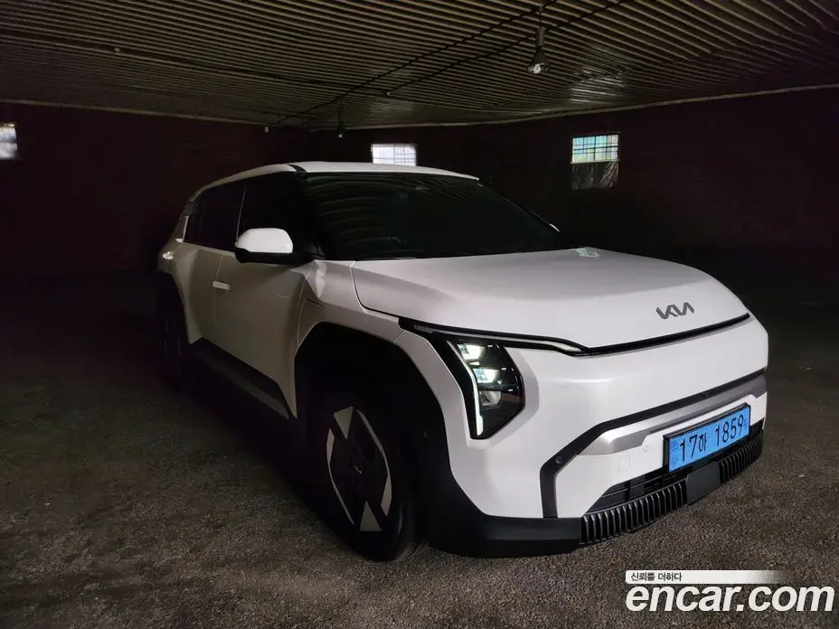 Kia EV3 2026 автомат (гидро), фото 8 Kia EV3 2026 автомат (гидро), фото 8