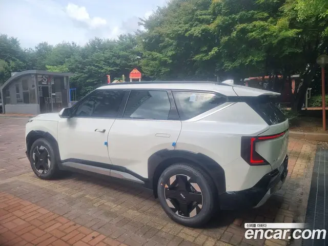 Kia EV5 2026 1.0 автомат (гидро), миниатюра 2 Kia EV5 2026 1.0 автомат (гидро), миниатюра 2