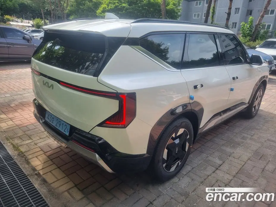 Kia EV5 2026 1.0 автомат (гидро), фото 4 Kia EV5 2026 1.0 автомат (гидро), фото 4