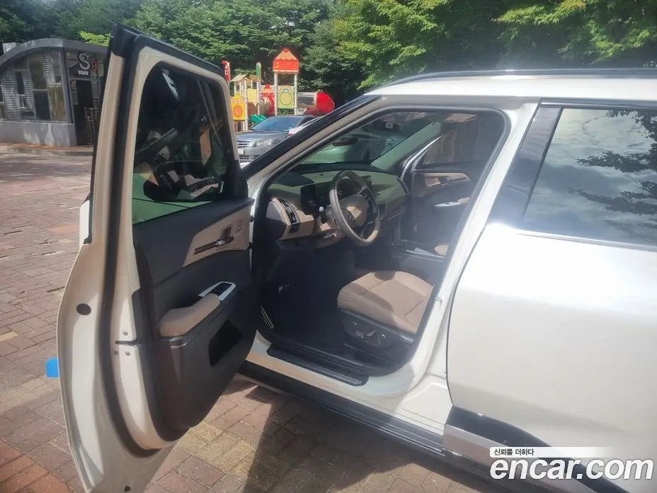 Kia EV5 2026 1.0 автомат (гидро), фото 6 Kia EV5 2026 1.0 автомат (гидро), фото 6