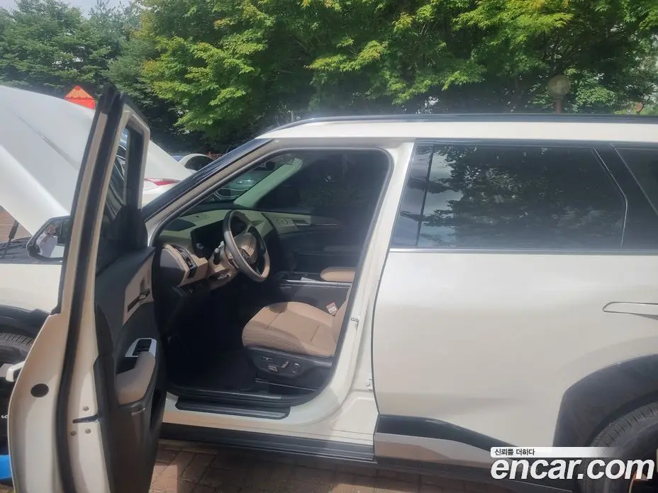 Kia EV5 2026 1.0 автомат (гидро), фото 9 Kia EV5 2026 1.0 автомат (гидро), фото 9