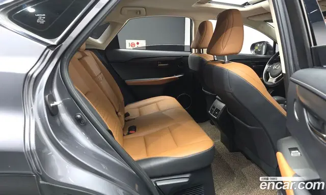 Lexus NX 2017 2.5 автомат (гидро), миниатюра 12