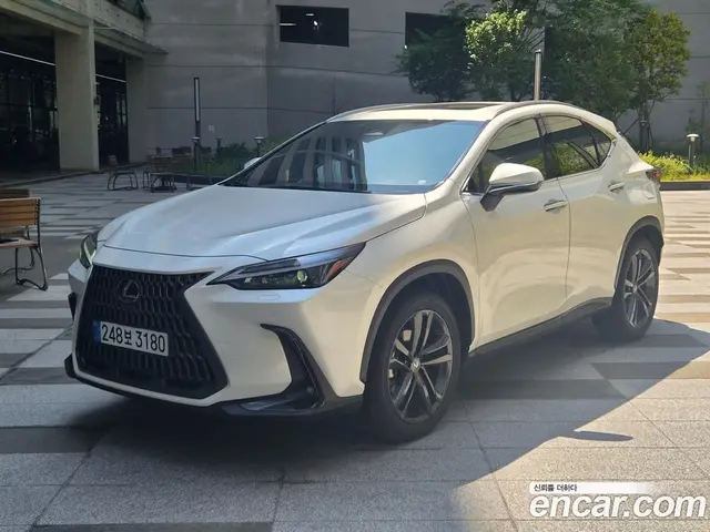 Lexus NX, 2025, 7 000 км