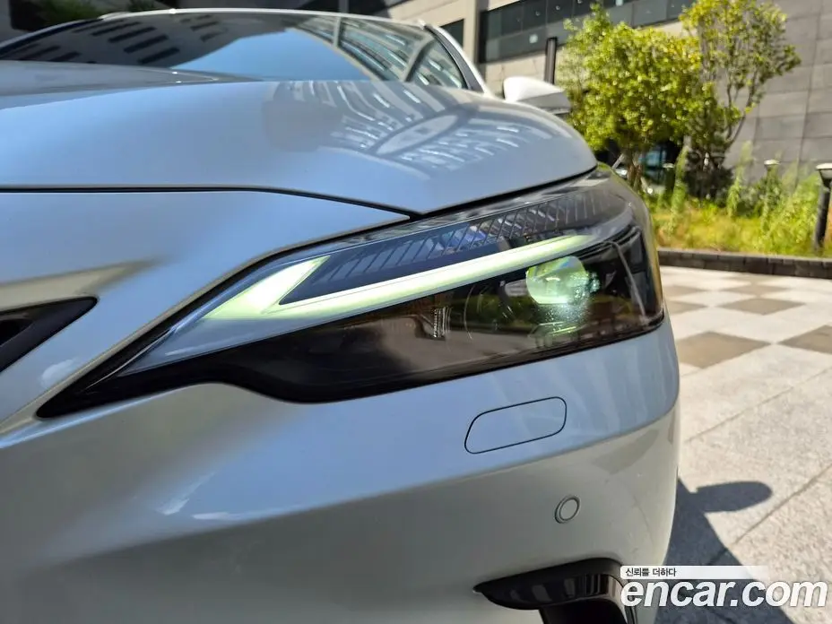 Lexus NX 2025 2.5 автомат (гидро), фото 15