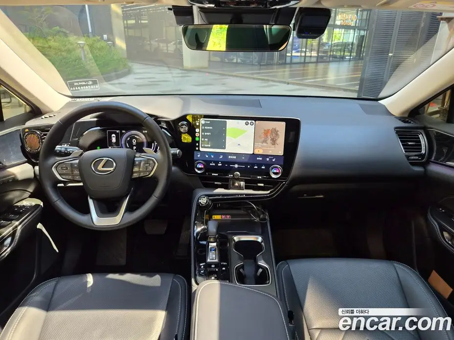 Lexus NX 2025 2.5 автомат (гидро), фото 7