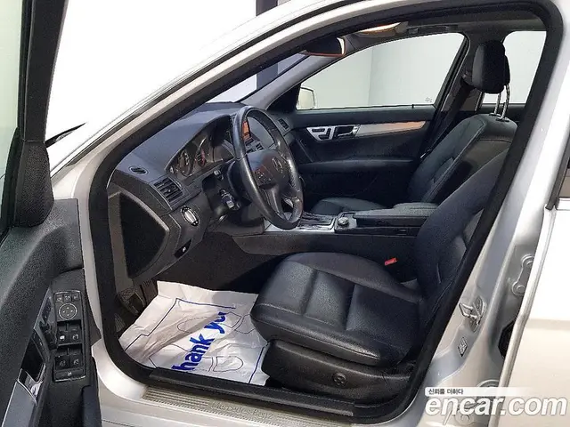 Mercedes-Benz C-Class 2010 2.1 автомат (гидро), миниатюра 8