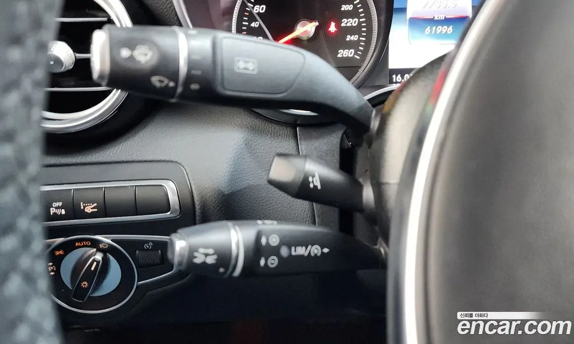 Mercedes-Benz C-Class 2018 2.0 автомат (гидро), фото 19 Mercedes-Benz C-Class 2018 2.0 автомат (гидро), фото 19