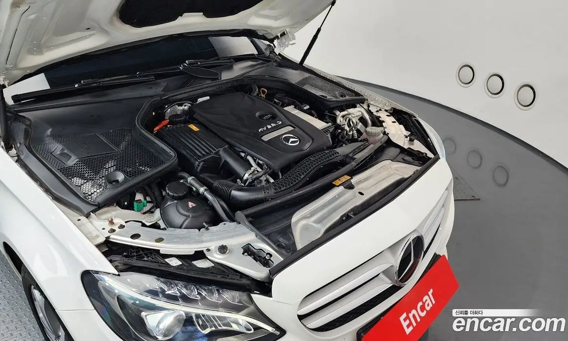 Mercedes-Benz C-Class 2018 2.0 автомат (гидро), фото 6 Mercedes-Benz C-Class 2018 2.0 автомат (гидро), фото 6