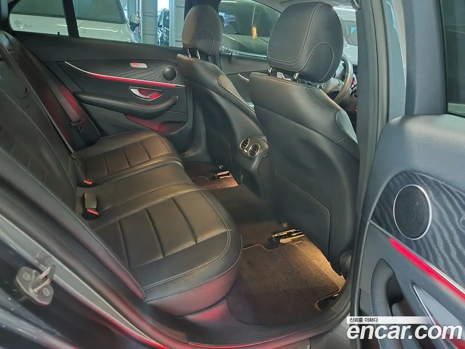 Mercedes-Benz E-Class 2017 1.9 автомат (гидро), фото 20 Mercedes-Benz E-Class 2017 1.9 автомат (гидро), фото 20