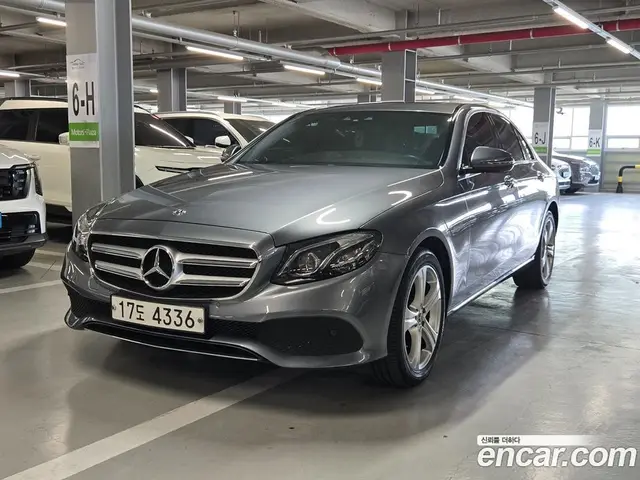 Mercedes-Benz E-Class 2017 1.9 автомат (гидро), миниатюра 3 Mercedes-Benz E-Class 2017 1.9 автомат (гидро), миниатюра 3