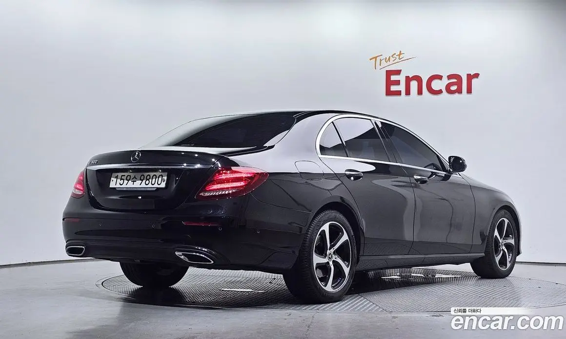 Mercedes-Benz E-Class 2020 2.0 автомат (гидро), фото 2 Mercedes-Benz E-Class 2020 2.0 автомат (гидро), фото 2