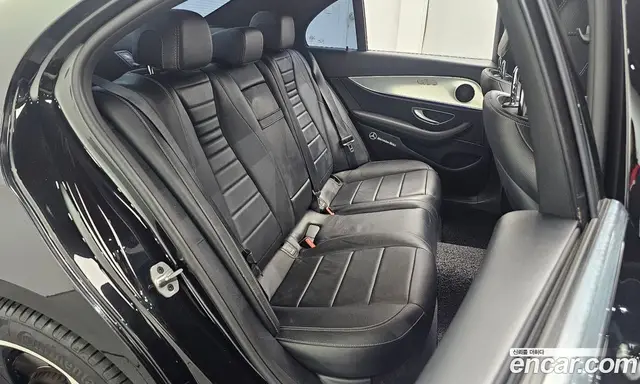 Mercedes-Benz E-Class 2020 2.0 автомат (гидро), миниатюра 11 Mercedes-Benz E-Class 2020 2.0 автомат (гидро), миниатюра 11