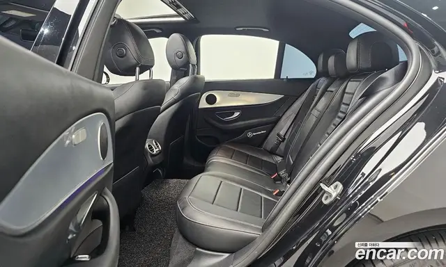 Mercedes-Benz E-Class 2020 2.0 автомат (гидро), миниатюра 12