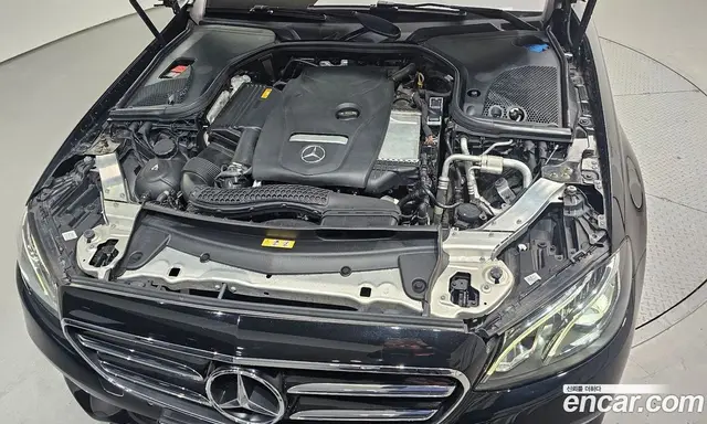 Mercedes-Benz E-Class 2020 2.0 автомат (гидро), миниатюра 6 Mercedes-Benz E-Class 2020 2.0 автомат (гидро), миниатюра 6