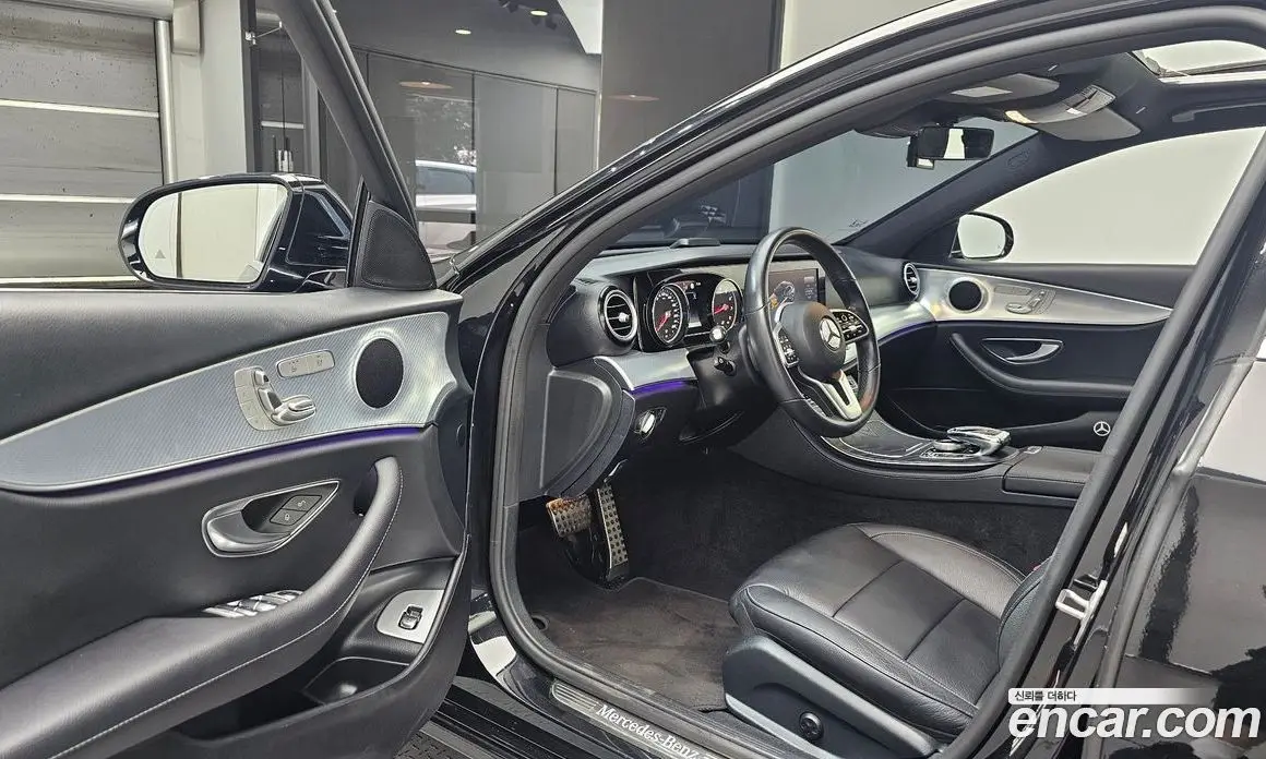 Mercedes-Benz E-Class 2020 2.0 автомат (гидро), фото 10 Mercedes-Benz E-Class 2020 2.0 автомат (гидро), фото 10