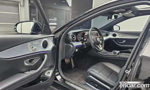 Mercedes-Benz E-Class 2020 2.0 автомат (гидро), миниатюра 10 Mercedes-Benz E-Class 2020 2.0 автомат (гидро), миниатюра 10