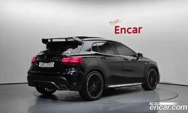 Mercedes-Benz GLA-Class 2019 2.0 автомат (гидро), миниатюра 2