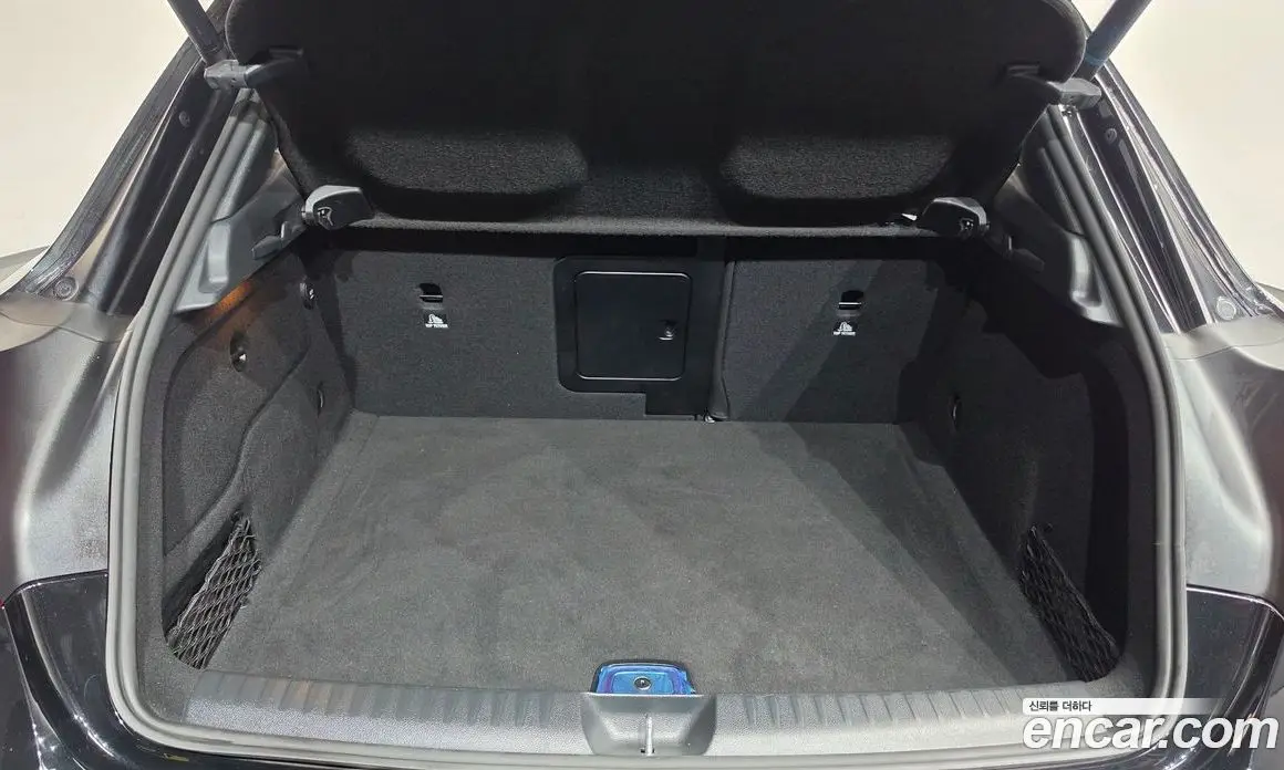 Mercedes-Benz GLA-Class 2019 2.0 автомат (гидро), фото 16