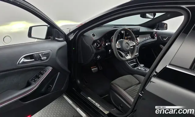 Mercedes-Benz GLA-Class 2019 2.0 автомат (гидро), миниатюра 9