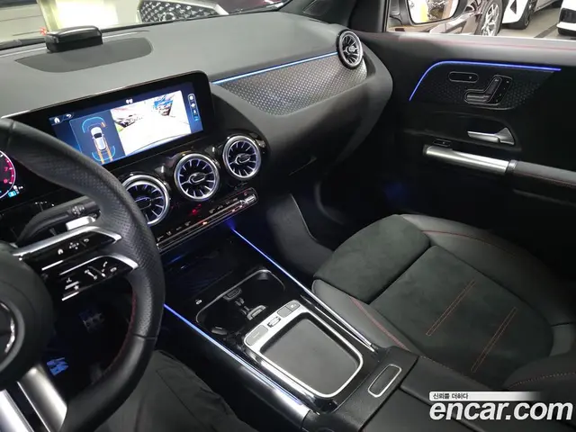 Mercedes-Benz GLA-Class 2025 2.0 автомат (гидро), миниатюра 11 Mercedes-Benz GLA-Class 2025 2.0 автомат (гидро), миниатюра 11