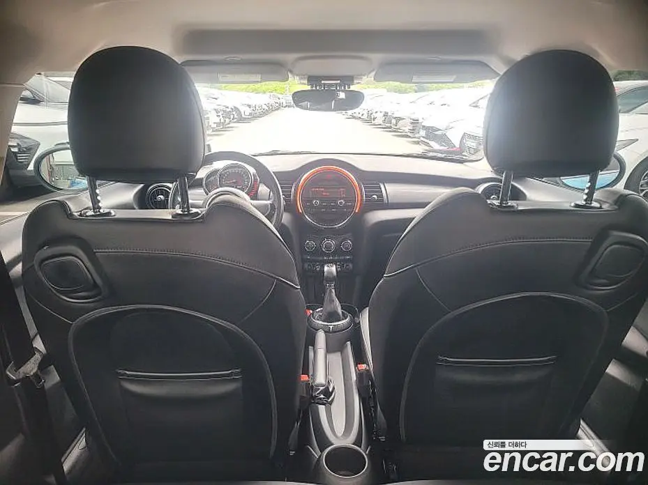 Mini Cooper 2016 1.5 автомат (гидро), фото 12