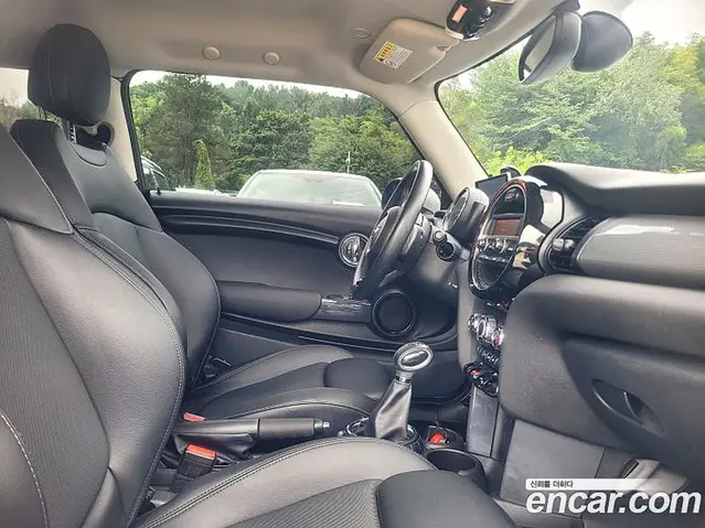 Mini Cooper 2016 1.5 автомат (гидро), миниатюра 10