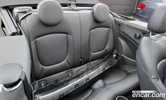 Mini Cooper Convertible 2016 2.0 автомат (гидро), миниатюра 12
