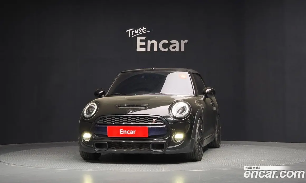 Mini Cooper Convertible 2016 2.0 автомат (гидро), фото 3 Mini Cooper Convertible 2016 2.0 автомат (гидро), фото 3