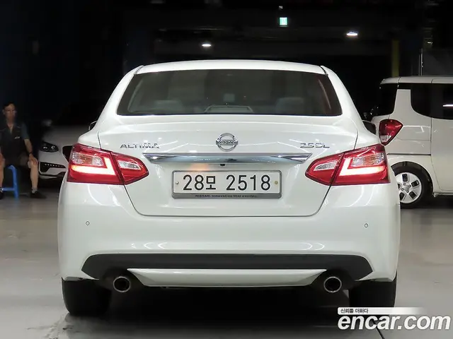 Nissan Altima 2017 2.5 автомат (гидро), миниатюра 3