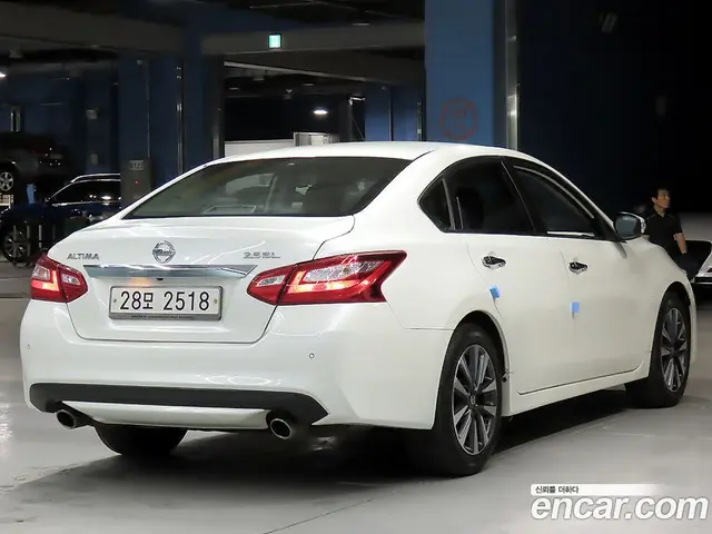 Nissan Altima 2017 2.5 автомат (гидро), миниатюра 4