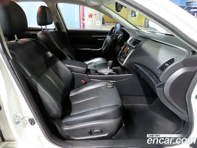 Nissan Altima 2017 2.5 автомат (гидро), миниатюра 8